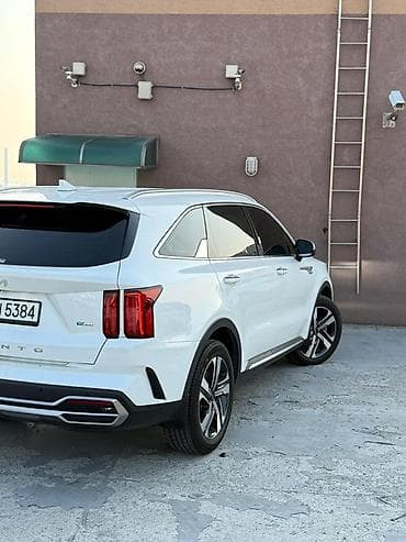 Kia Sorento: 2021 г., Гибрид, Кроссовер — 3