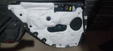 вешалки с зеркалом для прихожей: Дверная карта Hyundai 2014 г., Б/у, Оригинал — 3