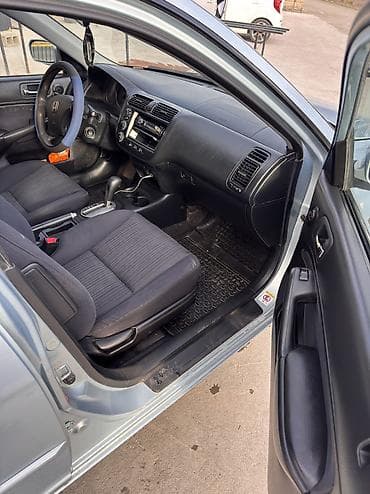 Honda Civic: 2004 г., 1.6 л, Автомат, Бензин, Седан — 6