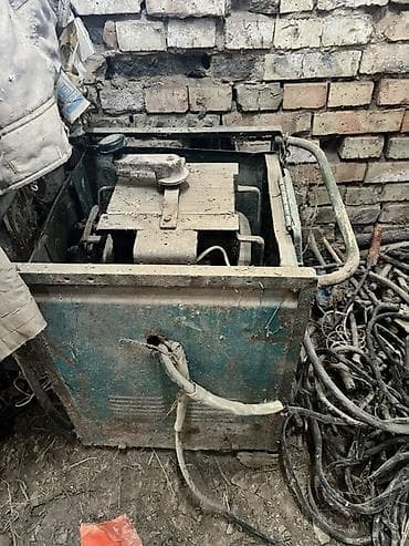 токарные резцы: Сварочный аппарат, Ручная дуговая сварка — 1