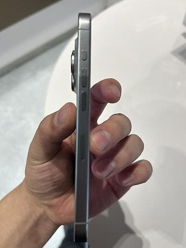 Мобильные телефоны и аксессуары: IPhone 15 Pro, Б/у, 128 ГБ, Natural Titanium, 82 % — 1