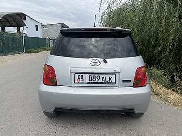 kamri 30: Toyota Ist: 2002 г., 1.3 л, Автомат, Бензин, Хэтчбэк — 5
