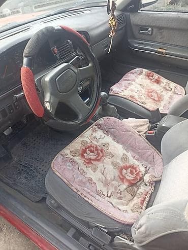 transporter multivan: Mazda 626: 1989 г., 2 л, Ручные, Бензин, Хэтчбэк — 5