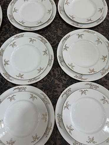Посуда: Винтаж! Классика! Столовый сервиз из белоснежного фарфора с позолотой — 1