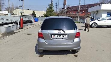 hoda fit: Honda Fit: 2004 г., 1.3 л, Вариатор, Бензин, Хэтчбэк — 4