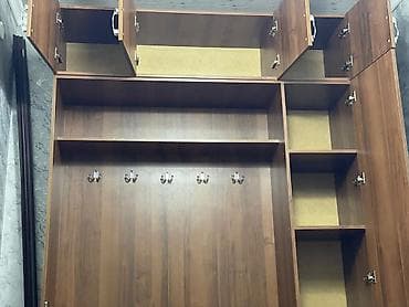 вешалка металлическая для одежды: Шифоньер, шкаф для одежды, Б/у, Прямой, Дерево — 1