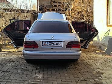 id4 pro: Mercedes-Benz E-Class: 1999 г., Автомат, Седан — 3