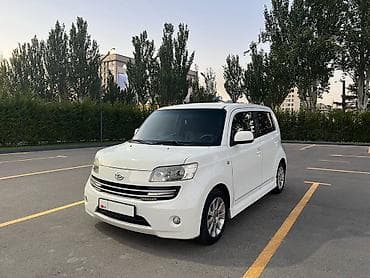 бизнес машина: Daihatsu Materia: 2008 г., 1.5 л, Ручные, Бензин, Минивэн — 1