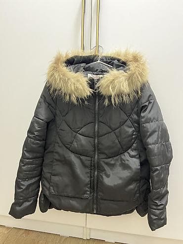 Пуховик, Короткая модель, Китай, С капюшоном, S at lalafo.kg Пуховик, Короткая модель, Китай, С капюшоном, S