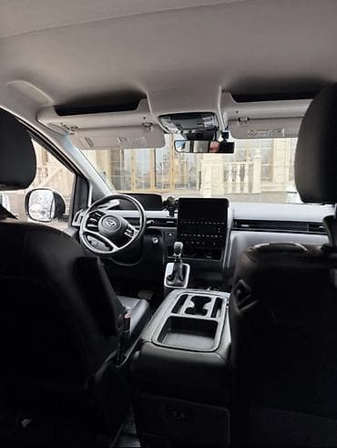 tayota progres: Hyundai Staria: 2022 г., Автомат, Дизель, Минивэн — 3