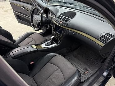 Продаю салон на w211 в салон входит торпеда щиток гитара шлейф