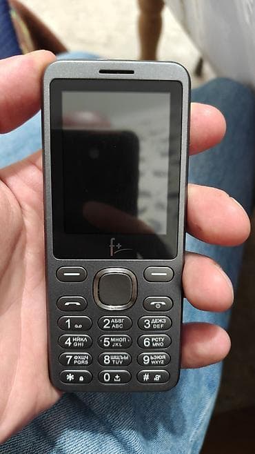 Кнопочный телефон F+ S240 Новый!!! - Экран 2.4", LCD QVGA (240×320) -