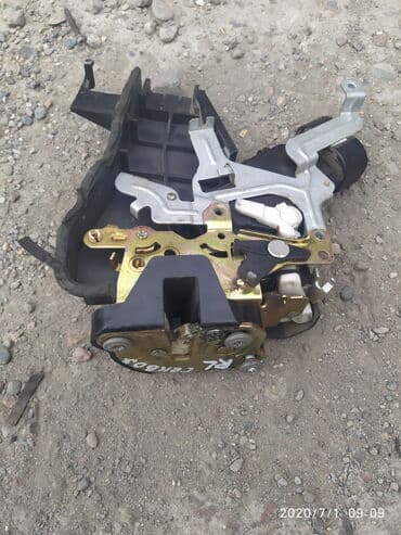 реставрация бронированных дверей: Toyota Sequoia Замок дверной центральный, Тойота Секвоя замок дверной — 1