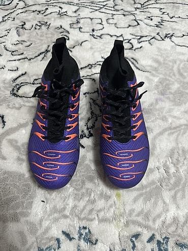 Футбольные бутсы с носком - Тип: бутсы для игры на натуральном газоне