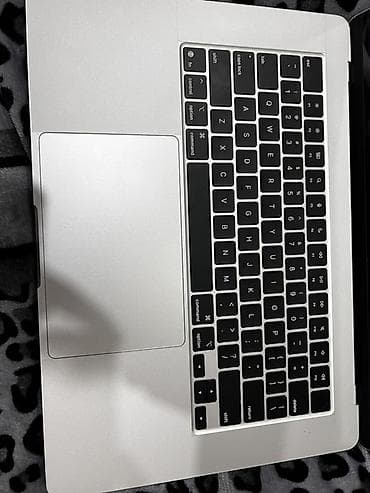 ipad 1: Apple MacBook (серебристый алюминиевый корпус) обклеен 360 пленкой — 2