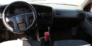 задный бампер фит: Volkswagen Passat Variant: 1990 г., 1.8 л, Механика, Бензин, Универсал — 2