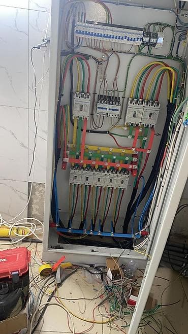 Башка курулуш кызматтары: Электрик | Эсептегичтерди орнотуу, Электр шаймандарын демонтаждоо, Өчүргүчтөрдү монтаждоо 6 жылдан ашык тажрыйба — 5