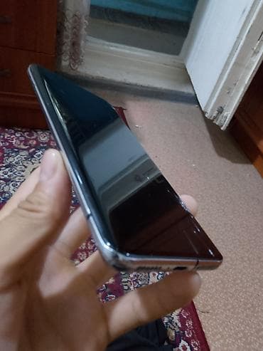 xiaomi 12 ultra: Это смартфон Xiaomi Mi 10 Ultra, выделяющийся зеркальной задней — 3