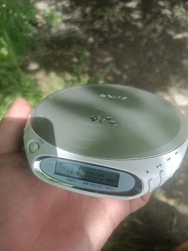 Портативный CD-плеер Sony Walkman D‑EJ360 - Формат: воспроизведение