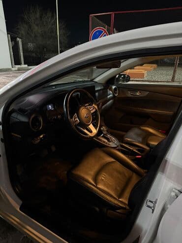 расрочку авто: Kia K3: 2020 г., 1.6 л, Вариатор, Бензин, Седан — 9