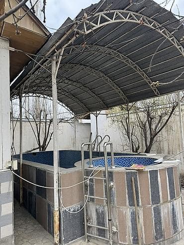 в клубном доме: Сдается просторный частный дом с большим двором и отдельными — 4
