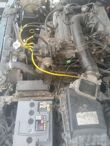 gac i60: Mazda 626: 1990 г., 2 л, Механика, Бензин, Седан — 9
