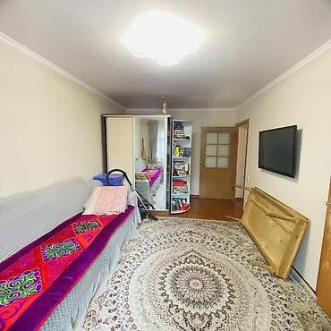 квартира секционного типа: 2 комнаты, 44 м², 104 серия, 3 этаж, Евроремонт — 4