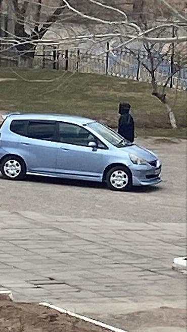 сидения на ипсум: Honda Fit: 2002 г., Автомат, Бензин, Хэтчбэк — 10