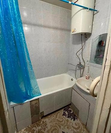 Квартиры: 3 комнаты, 80 м², Асанбай мкр 105 серия, 4 этаж — 8
