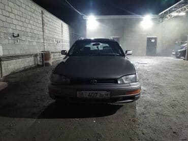 домкраты авто: Toyota Camry: 1992 г., Механика, Газ, Универсал — 2