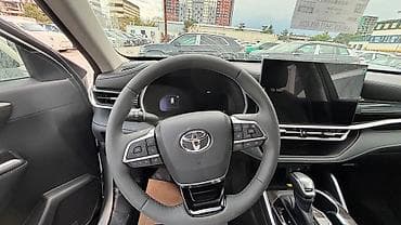carplay android: Toyota Highlander: 2026 г., 2 л, Автомат, Бензин, Кроссовер — 3