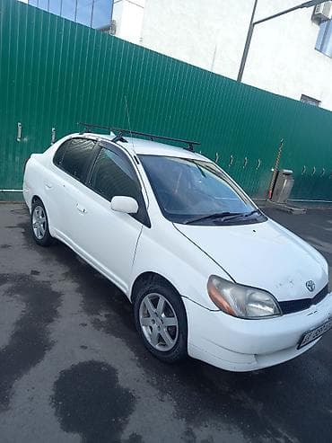 торпедо: Toyota Platz: 2001 г., Автомат, Бензин, Седан — 7
