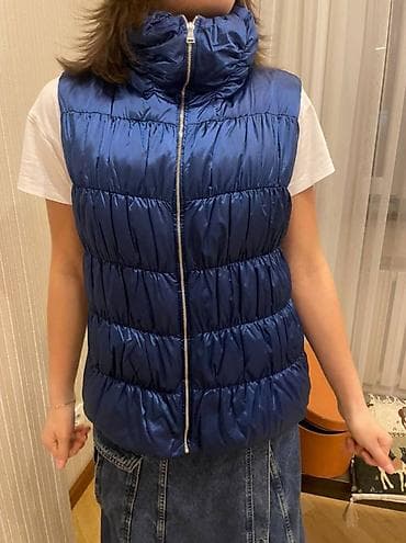 max mara: Пуховая жилетка Massimo Dutti в очень красивом ярко-синем цвете — 6