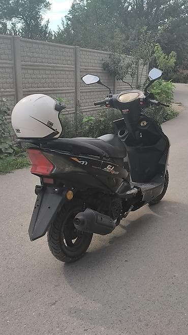 скутр м8: Макси-скутер M8, 125 куб. см, Бензин, Б/у — 5