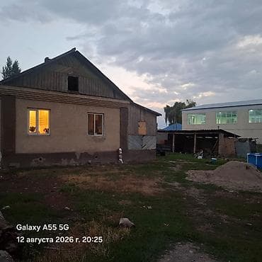 деревяные домики: Жилой дом с участком - Одноэтажный дом с мансардным треугольным — 1