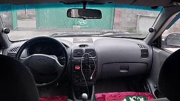 део спарк: Hyundai Accent: 2004 г., Бензин, Седан — 5