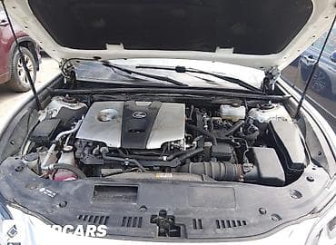 Lexus ES: 2019 г., 2.5 л, Гибрид, Седан — 8