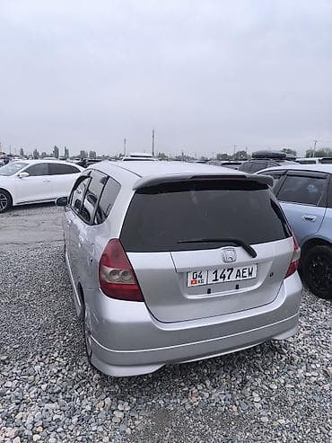 e60 m5: Honda Fit: 2002 г., 1.3 л, Вариатор, Бензин, Хэтчбэк — 6