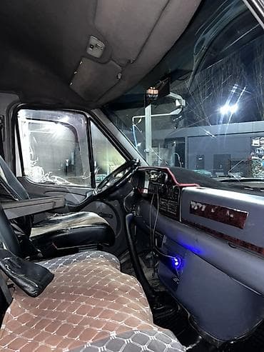 mers banan: Mercedes-Benz Спринтер: 2001 г., 2.9 л, Механика, Дизель, Фургон — 9