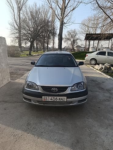 Toyota Avensis: 2002 г., 1.8 л, Ручные, Бензин, Седан