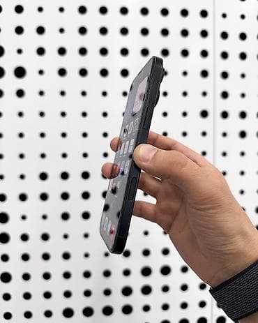 mi телефон: IPhone 16 Pro Max, Б/у, 512 ГБ, Black Titanium, Защитное стекло, Чехол, Коробка, В рассрочку, 92 % — 4