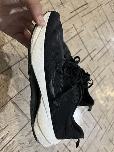 lining бу: Эркектердин кроссовкасы, 41, Колдонулган, түсү - Кара, Өзү алып кетүү, Акылуу жеткирүү — 1