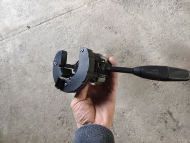 крыло е34: МЕРС W220 S500 запчасти по салону по кузову задние крыло правый и — 4