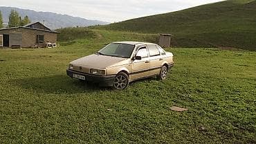 срв 5: Volkswagen Passat: 1988 г., 1.8 л, Механика, Бензин, Седан — 1