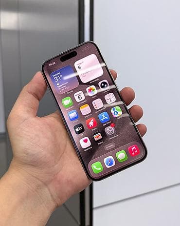 iphone x max: IPhone 15 Pro, Б/у, 128 ГБ, Natural Titanium, Защитное стекло, Чехол, В рассрочку, 80 % — 2