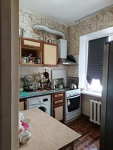 ош южный: 2 комнаты, 42 м², Сталинка, 2 этаж, Косметический ремонт — 9