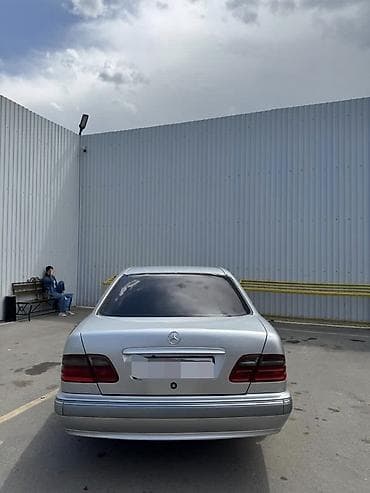 коврик мерседес: Mercedes-Benz E-Class: 2001 г., Дизель, Седан — 2