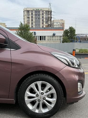 range rover 2019: Chevrolet Spark: 2019 г., 1 л, Автомат, Бензин, Хэтчбэк — 9