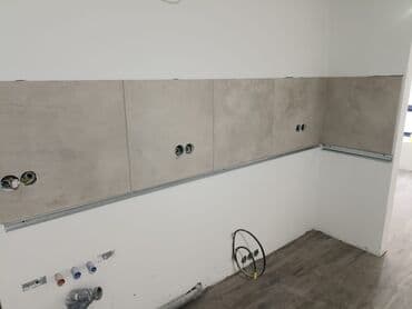 обзор цен на строительные и отделочные работы в бишкеке: Фартук на кухне, Укладка плитки на стену, Подготовка стен для укладки | Керамическая плитка, Мозаичная плитка, Керамогранитая плитка | Вертикальная укладка, Диагональная укладка, Горизонтальная укладка Больше 6 лет опыта — 10