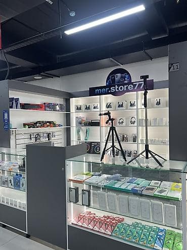 нова книги: Продается магазин аксессуаров для смартфонов и электроники 8 км2 с — 3